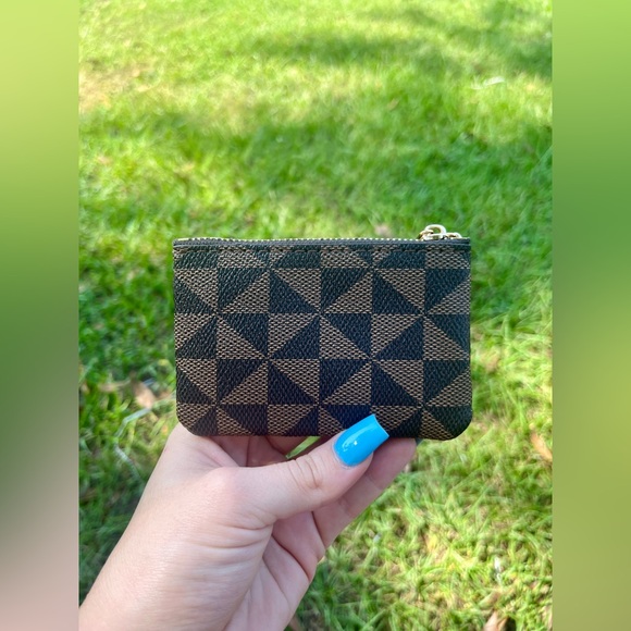 Brown checkered coin pouch BNWT - Picture 3 of 5